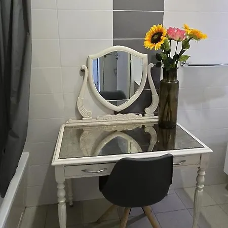 T2 42 M2 Private Parking Apartment *